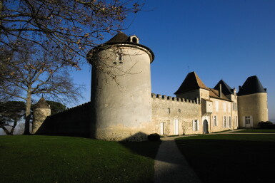 View full screen - View 1 of Lot 1342. Château d'Yquem 2003 (6 HB).