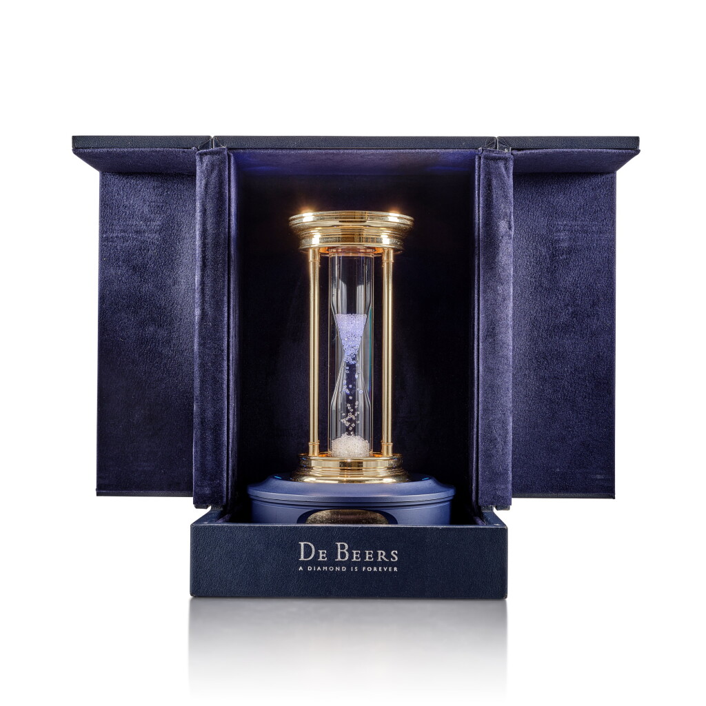 View full screen - View 1 of Lot 2896. Diamond Hourglass, Circa 2000 | De Beers 鑽石漏斗,約2000年.