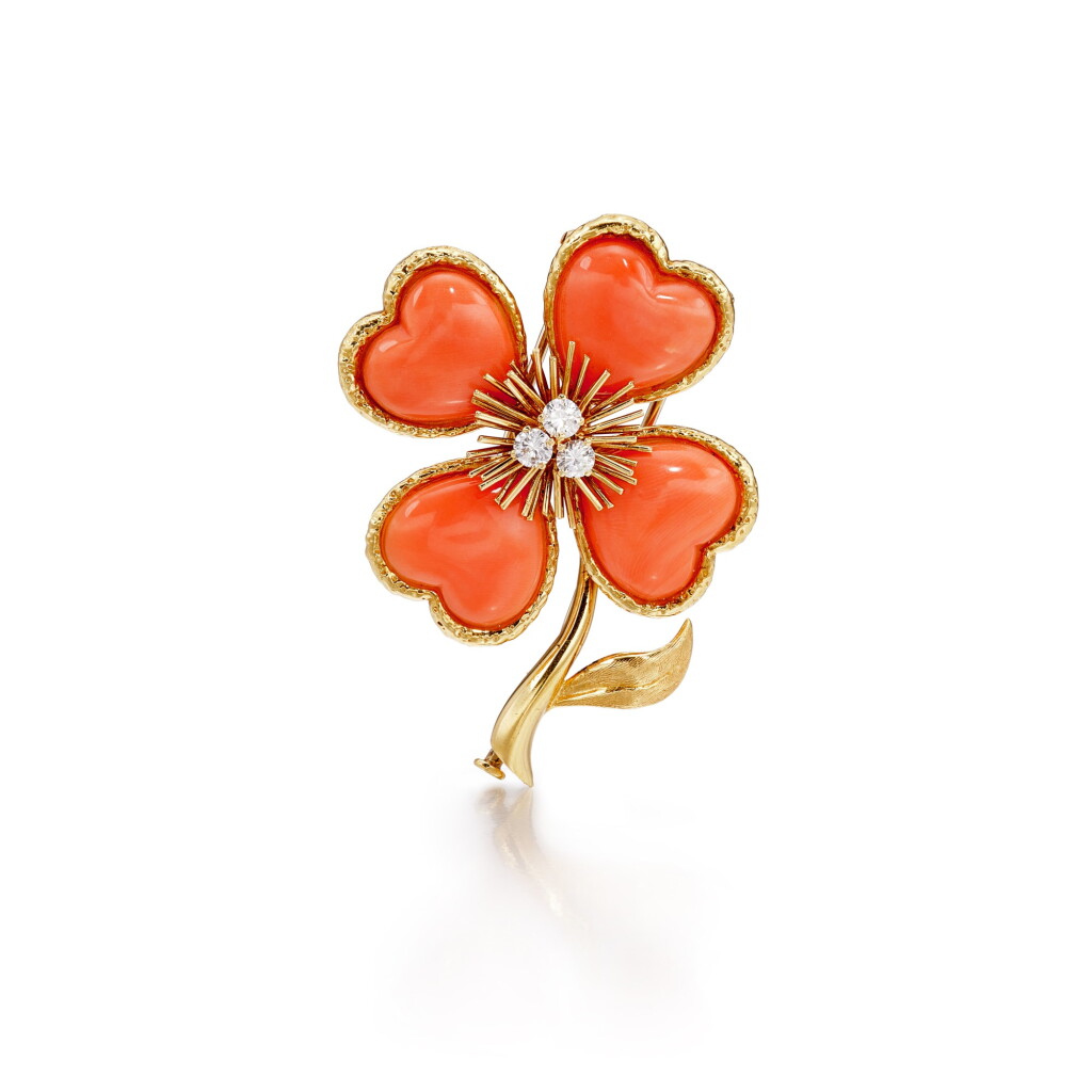 View full screen - View 1 of Lot 1665. Coral and Diamond Brooch | 梵克雅寶 | 珊瑚 配 鑽石 胸針.