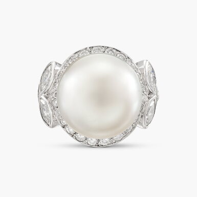 View full screen - View 1 of Lot 1427. Cultured Pearl and Diamond Ring | 養殖珍珠 配 鑚石 戒指.