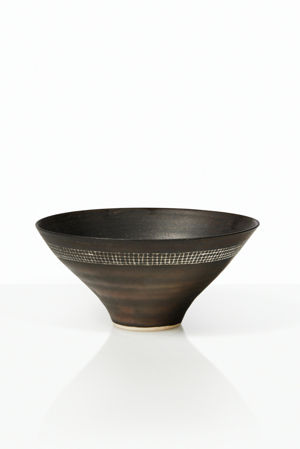 View full screen - View 1 of Lot 74. Bowl.