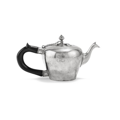 View full screen - View 1 of Lot 484. A Swiss silver bachelor tea-pot, marker's mark VLF, Basel, circa 1760 | Théière égoïste en argent, poinçon d'orfèvre VLF, Bâle, vers 1760.
