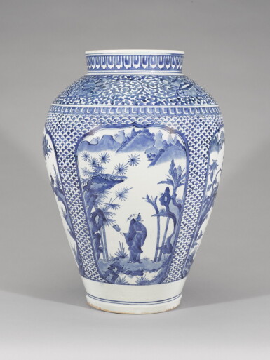 View full screen - View 1 of Lot 106. A LARGE KAKIEMON-STYLE VASE, EDO PERIOD, LATE 17TH CENTURY.