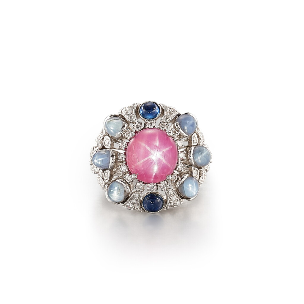 View full screen - View 1 of Lot 533. Star Ruby, Star Sapphire, Sapphire and Diamond Ring | 星光紅寶石 配 星光藍寶石, 藍寶石 及 鑽石 戒指.