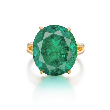View full screen - View 1 of Lot 1612. EMERALD RING | 12.68克拉「哥倫比亞」祖母綠 戒指.