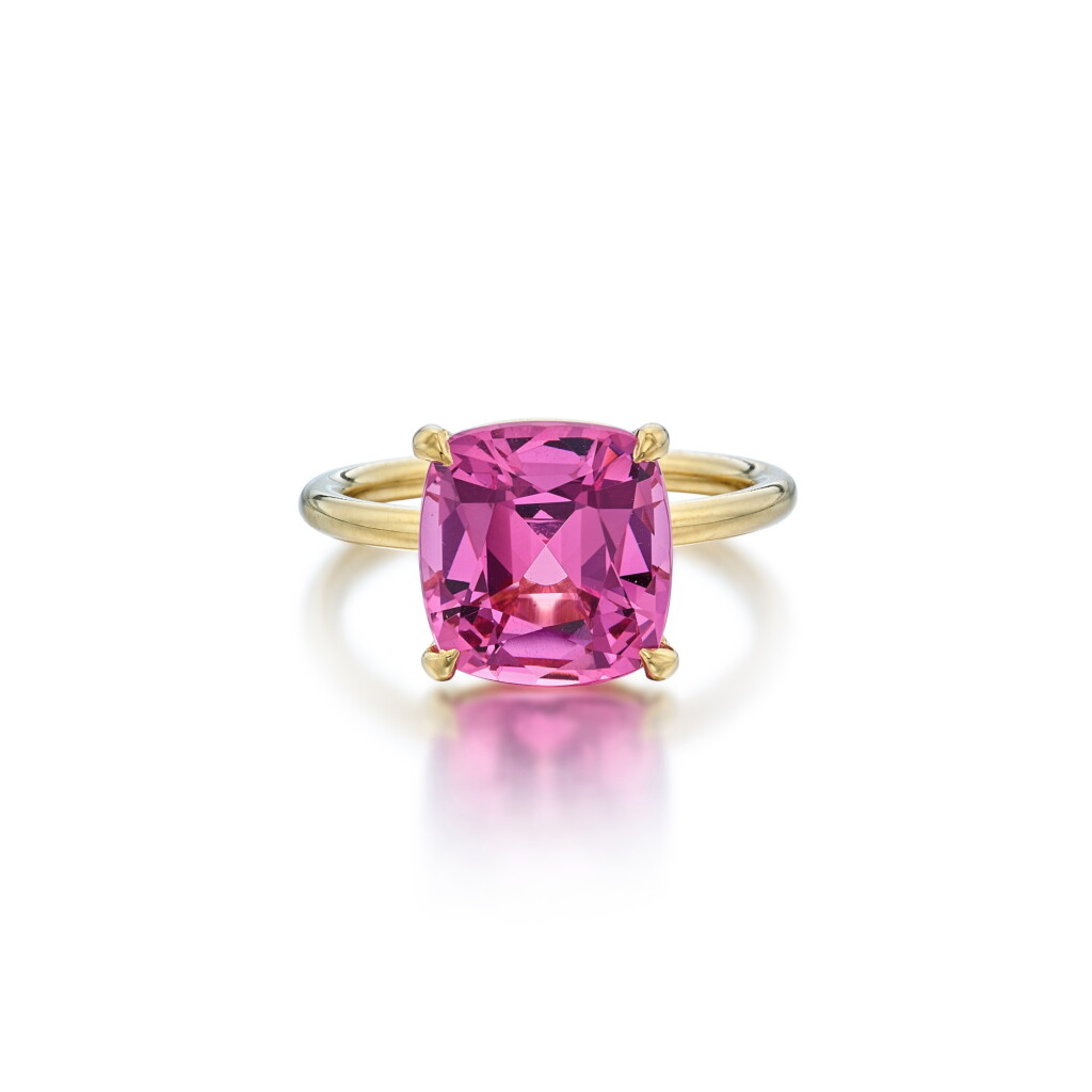 View full screen - View 1 of Lot 393. Spinel Ring.