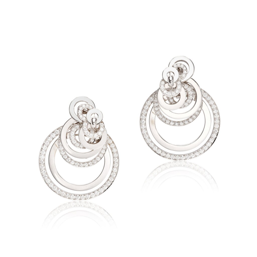 View full screen - View 1 of Lot 582. 'Gypsy' Pair of Diamond Pendent Earrings | de Grisogono | 'Gypsy' 鑽石耳墜一對.