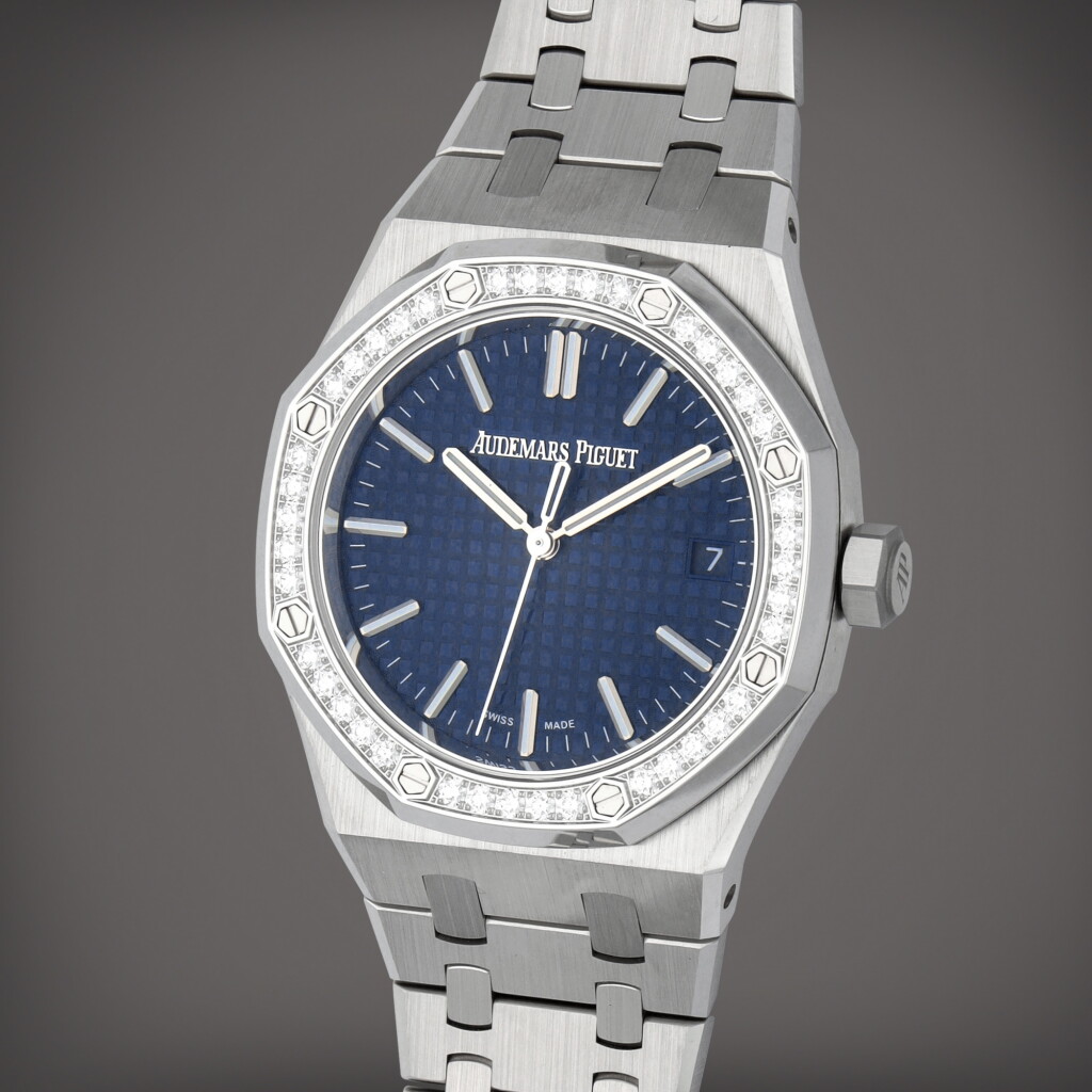 View full screen - View 1 of Lot 43. Royal Oak, Reference 15551ST.ZZ.1356ST.05 | A stainless steel and diamond-set wristwatch with date and bracelet | Circa 2022 .