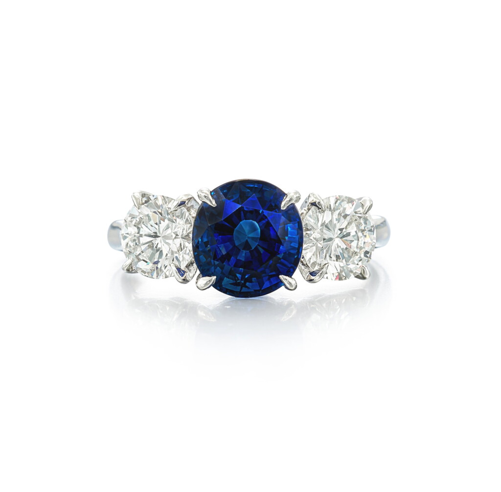 全萤幕检视 - 查看1999Sapphire and Diamond Ring | 海瑞溫斯頓 | 藍寶石 及 鑽石 戒指的1