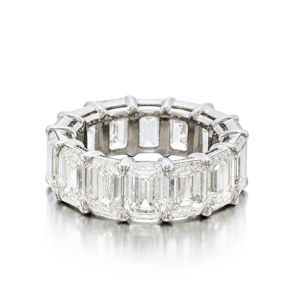 View full screen - View 1 of Lot 5. Diamond Band Ring .