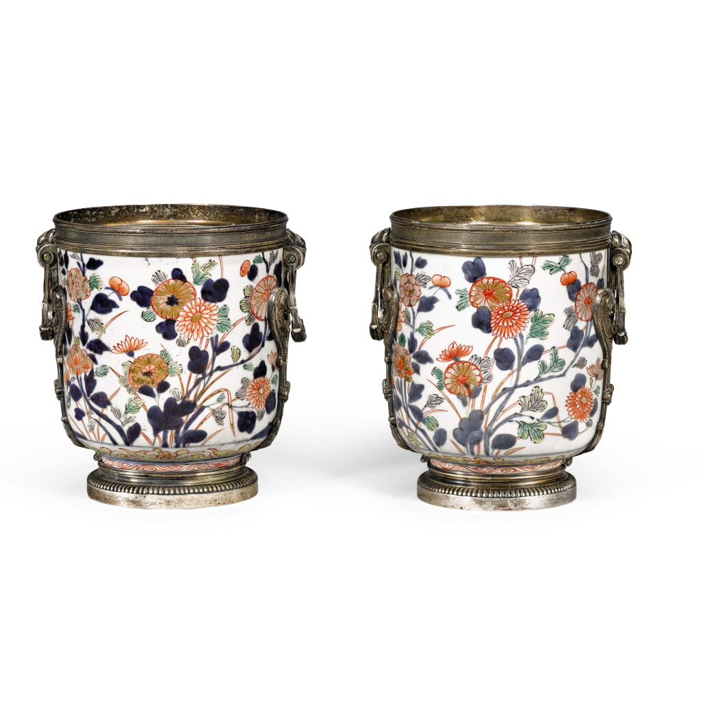 View full screen - View 1 of Lot 55. A PAIR OF SILVER-MOUNTED IMARI BOWLS | EDO PERIOD, LATE 17TH CENTURY, THE MOUNTS, 19TH CENTURY.