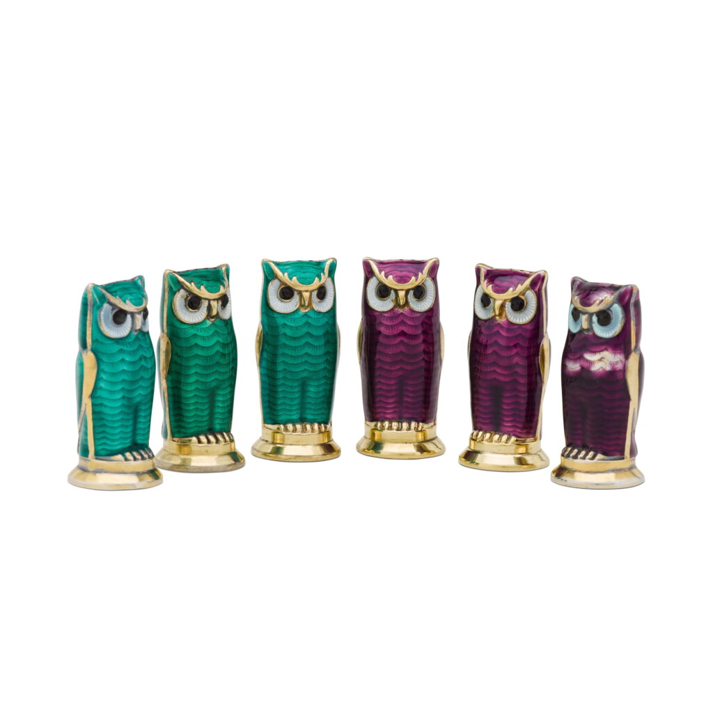 全螢幕檢視 - 查看19Six Noregian silver-gilt and enamel owl salt and pepper shakers, David Andersen, circa 1950的1