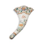 A Rare Chinese Export Famille-Rose 'Floral' Wall Pocket, Qing Dynasty, Qianlong Period, Circa 1760-65 | 清乾隆 約1760-65年 粉彩花卉圖壁瓶