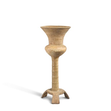 View full screen - View 1 of Lot 811. An incised grey pottery cup, Dawenkou culture, c. 2500 BC 大汶口文化 灰陶刻紋高足盃.