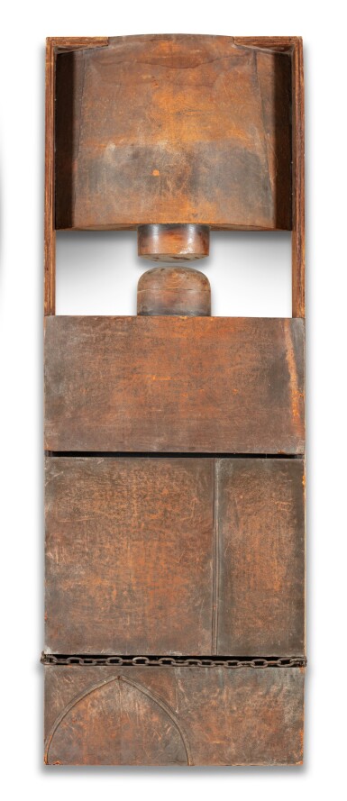 View full screen - View 1 of Lot 161. Caisse "Donjon".