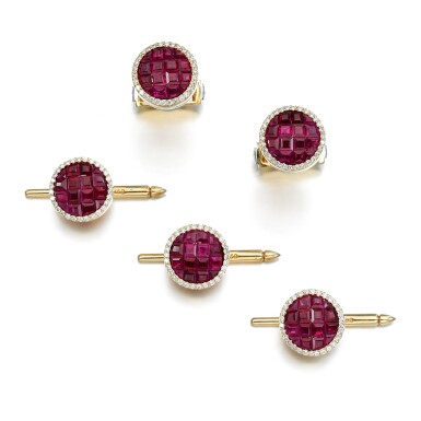 View full screen - View 1 of Lot 38. ALETTO BROTHERS | PAIR OF CUFFLINKS || THREE DRESS STUDS.