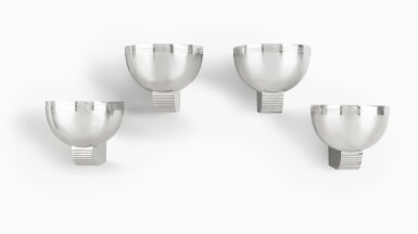 View full screen - View 1 of Lot 40. Suite de quatre appliques.