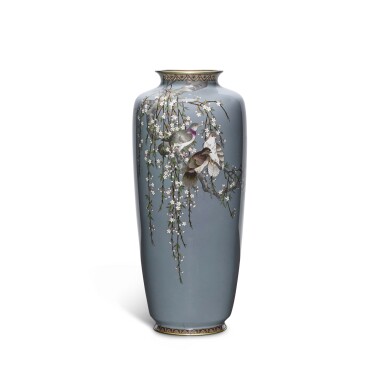 View full screen - View 1 of Lot 38. A cloisonné enamel vase | Meiji period, late 19th century,.