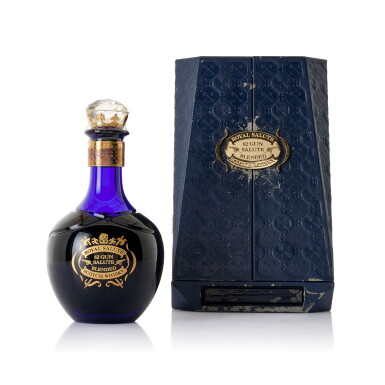 View full screen - View 1 of Lot 8234. Chivas Regal Royal Salute 62 Gun Salute 43.0 abv NV (1 LITR).