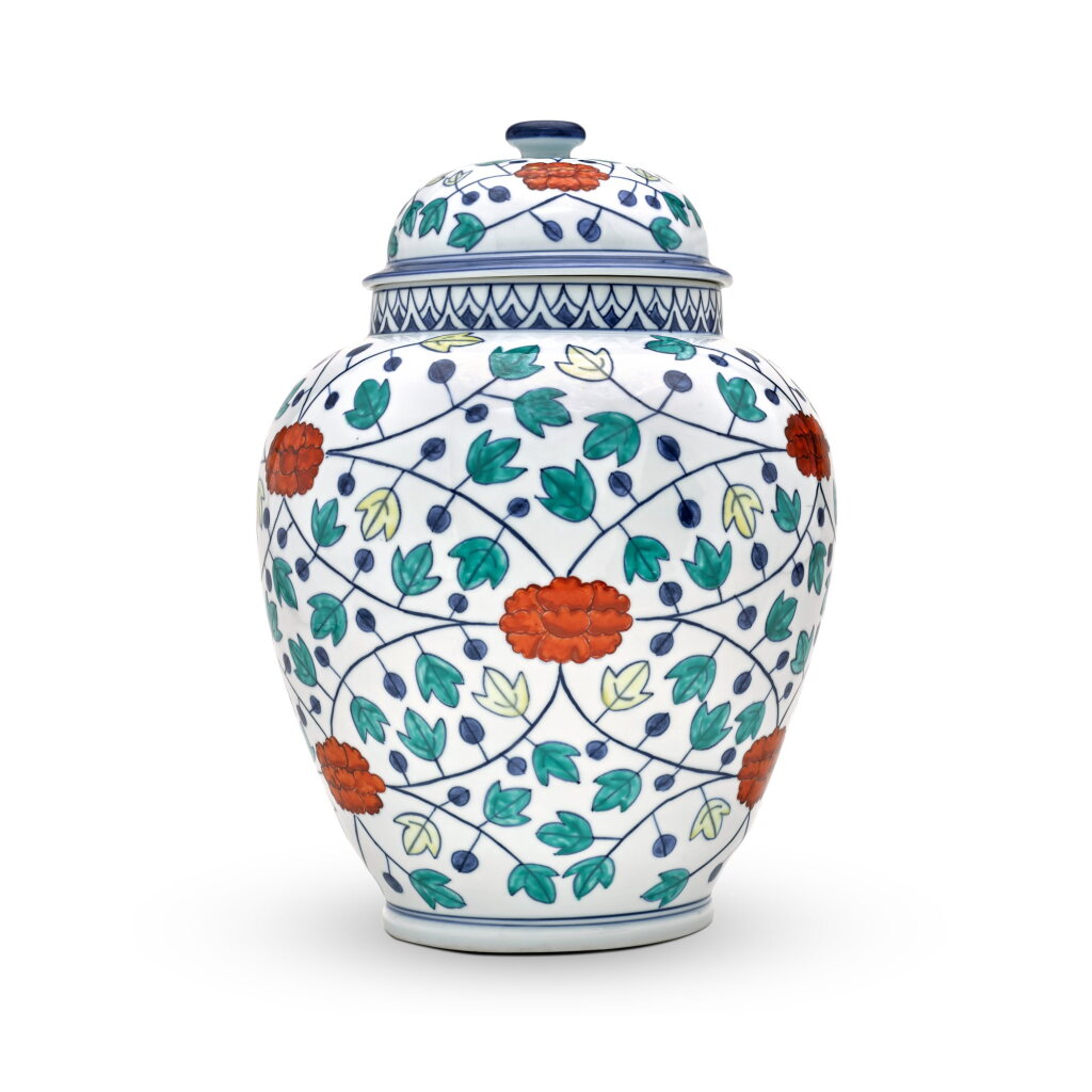 View full screen - View 1 of Lot 1088. A large Imari vase decorated in Ko Imari style | Showa period, 20th century.