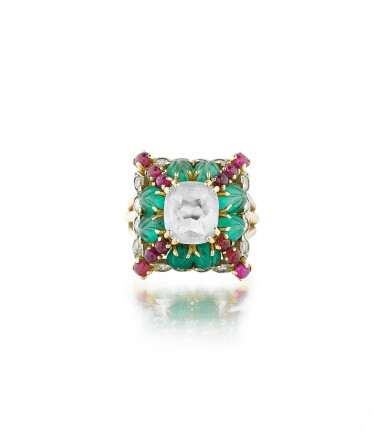 View full screen - View 1 of Lot 108. Bague aigue-marine, émeraudes, rubis et diamants | Aquamarine, emerald, ruby and diamond ring.