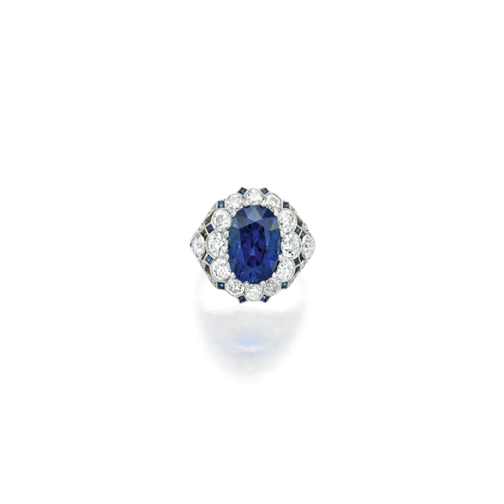 View full screen - View 1 of Lot 188. Bulgari | Sapphire and Diamond Ring.