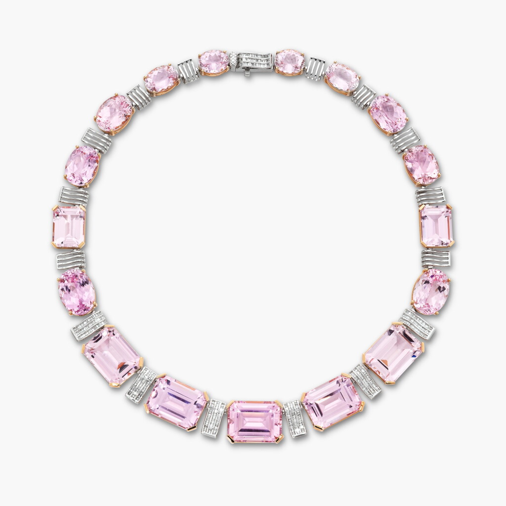 View full screen - View 1 of Lot 1481. Kunzite and Diamond Necklace | 紫鋰輝石 配 鑽石 項鏈.