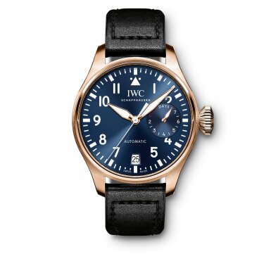 全螢幕檢視 - 查看1IWC SCHAFFHAUSEN | BIG PILOT, REF IW500923 single piece 5N gold wristwatch with date, power reserve and special engraving, was worn by Bradley Cooper at the 91st Academy Awards®的1