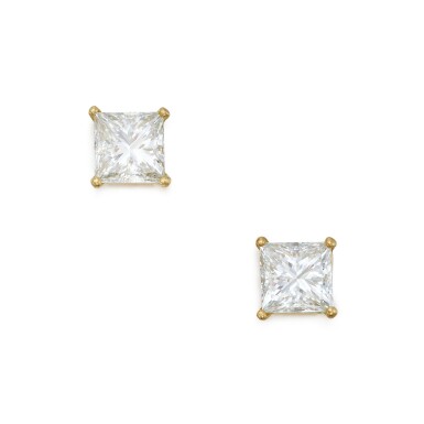 View full screen - View 1 of Lot 153. Pair of Diamond Stud Earrings | Andrew Clunn | 一對鑽石耳釘.