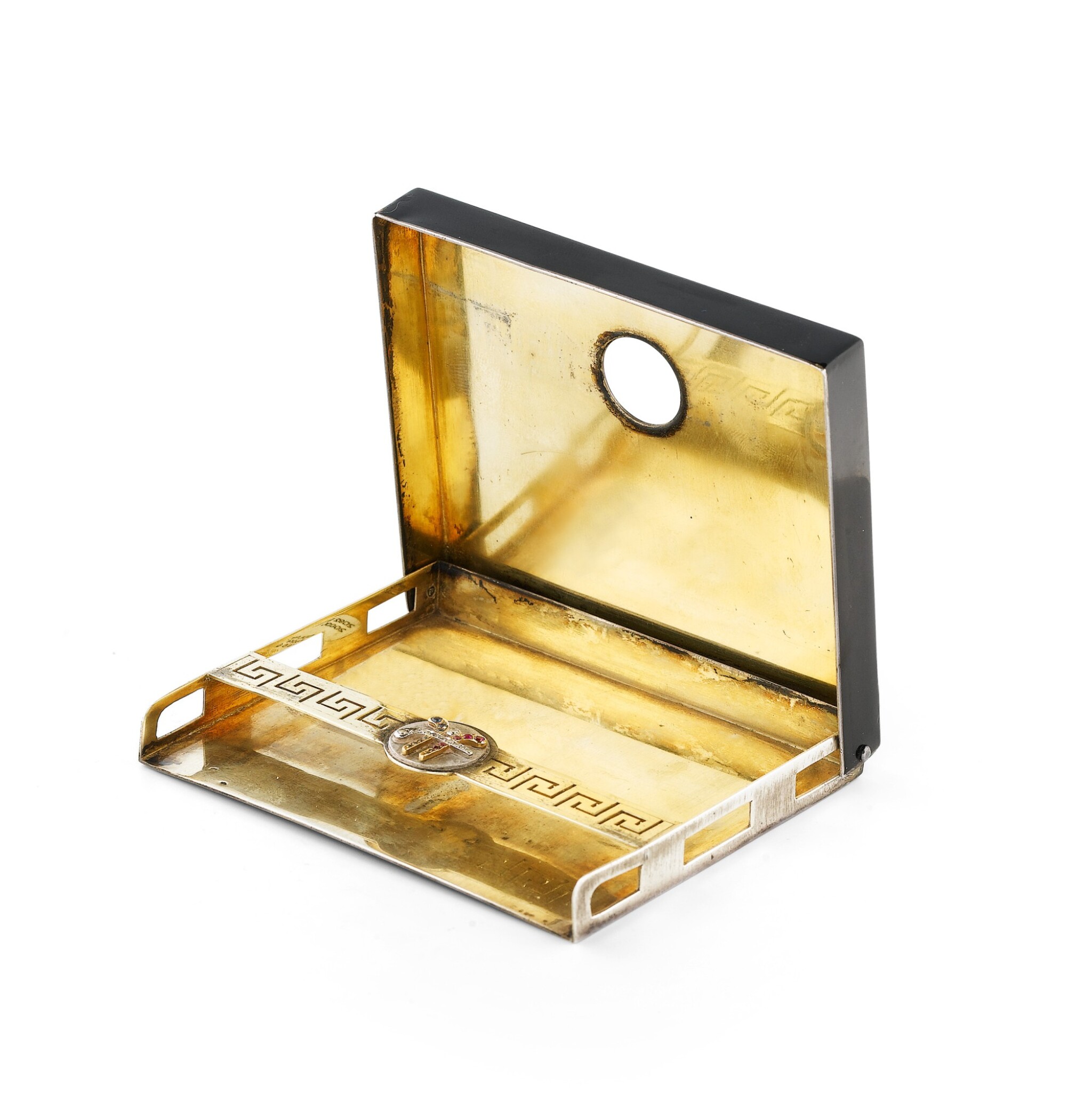 cigarette cartier cigarettes hi-res stock photography and images Cartier Retro 14KT Yellow Gold