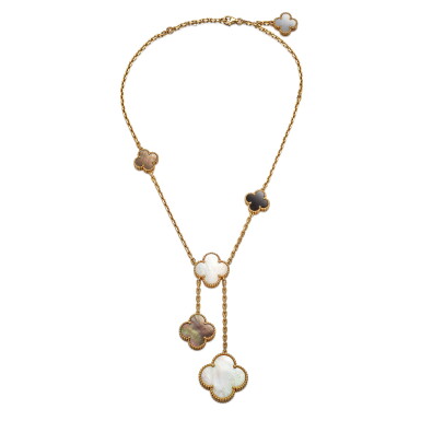 View full screen - View 1 of Lot 1616. MOTHER-OF-PEARL AND ONYX ‘MAGIC ALHAMBRA’ NECKLACE | 梵克雅寶 | 貝母 配 縞瑪瑙 ‘MAGIC ALHAMBRA’ 項鏈.