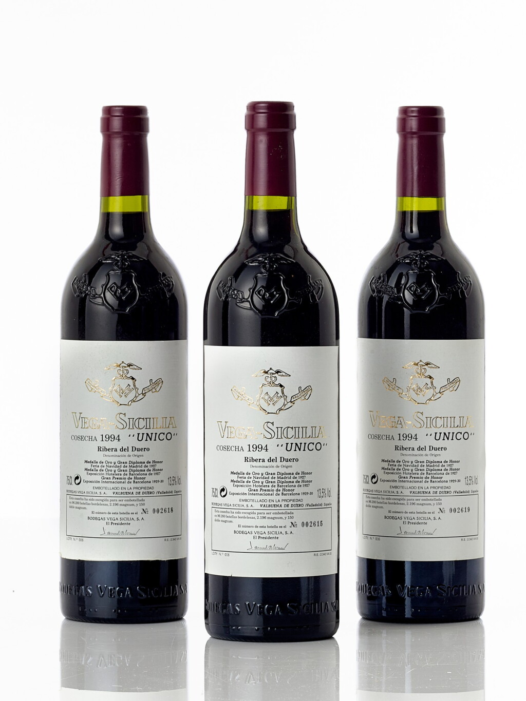 View full screen - View 1 of Lot 6917. Vega Sicilia 'Unico' 1994 (12 BT).