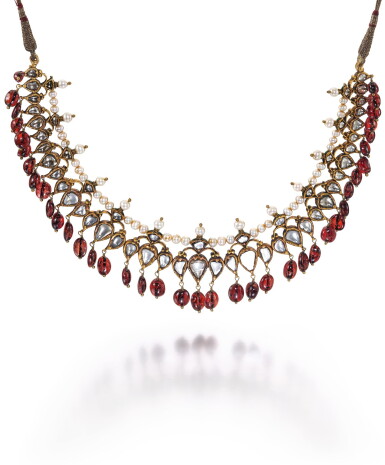 View full screen - View 1 of Lot 266. A DIAMOND-SET NECKLACE WITH SPINEL DROPS (CHAMPAKALI), NORTH INDIA, 18TH/19TH CENTURY.