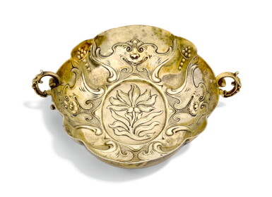 View full screen - View 1 of Lot 19. A German parcel-gilt silver wine taster/sweetmeat dish, maker’s mark IL, Augsburg, circa 1673-77.