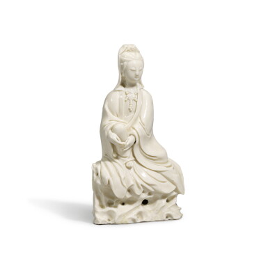 View full screen - View 1 of Lot 119. A blanc de Chine Guanyin, Late Ming dynasty, 17th century | 明十七世紀 德化白釉觀音菩薩坐像.