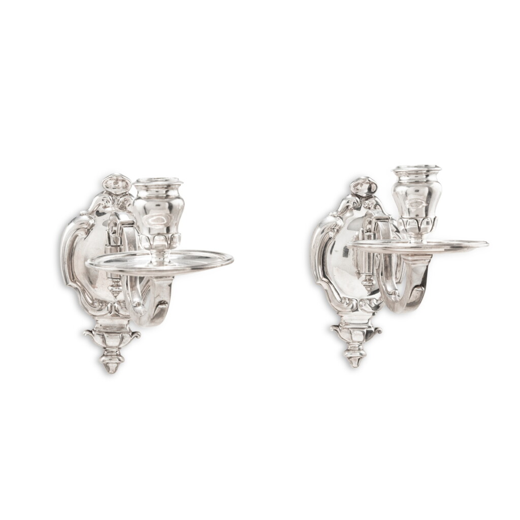 View full screen - View 1 of Lot 45. A Dutch pair of silver sconces, attributed to Albert de Thomese, The Hague, 1735 | Paire d'appliques en argent attribuée à Albert de Thomese, La Haye, 1735.