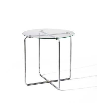 Voir en plein écran - Voir 1 du lot 22. Side table, model B27, circa 1928.