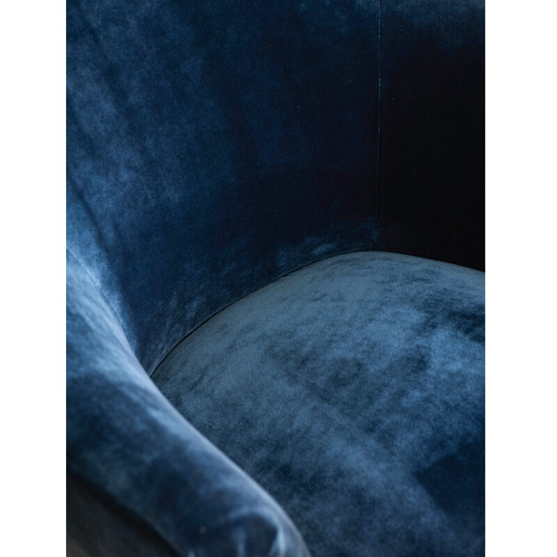 Cover image 0