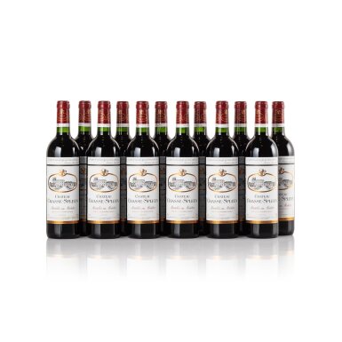 View full screen - View 1 of Lot 128. Château Chasse Spleen 2000 (12 BT).