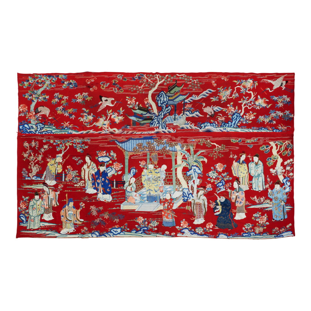 Voir en plein écran - Voir 1 du lot 54. A red-ground embroidered 'birthday' panel, Republic period.