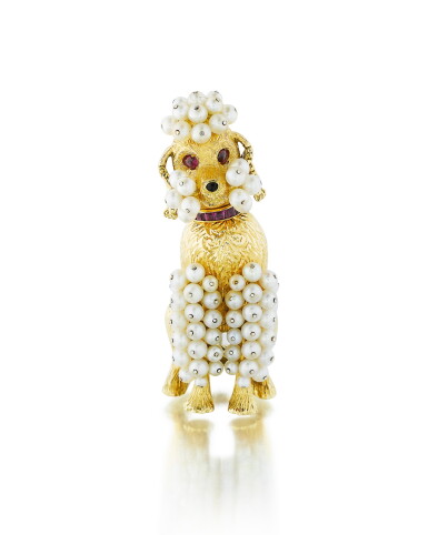 View full screen - View 1 of Lot 13. Cultured pearls and ruby brooch | Broche perles de culture et rubis.