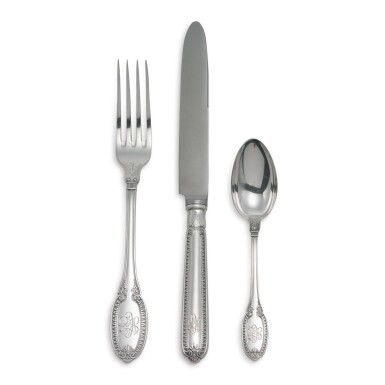 View full screen - View 1 of Lot 916. AN ITALIAN SILVER EMPIRE PATTERN FLATWARE SERVICE, BUCCELLATI, 20TH CENTURY.