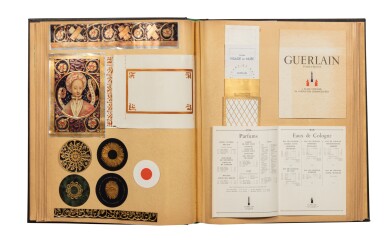 View full screen - View 1 of Lot 53. 2 albums présentant plusieurs centaines de maquettes publicitaires imprimées par Draeger frères, principalement pour des parfumeurs. Années 1930. Avec un ensemble de plaquettes, cartes ou catalogues publicitaires, illustrés. 1926-1987.