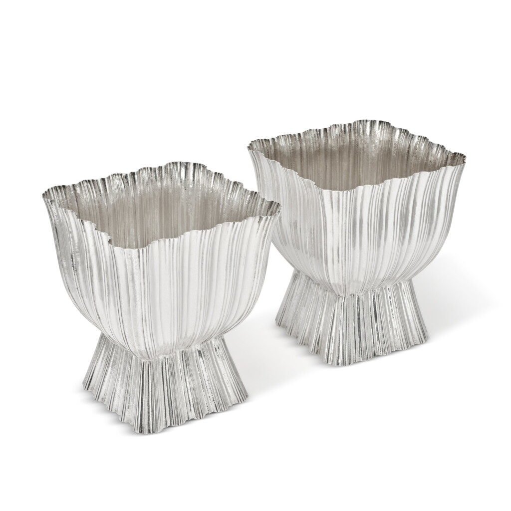 View full screen - View 1 of Lot 642. Pair of Vases.