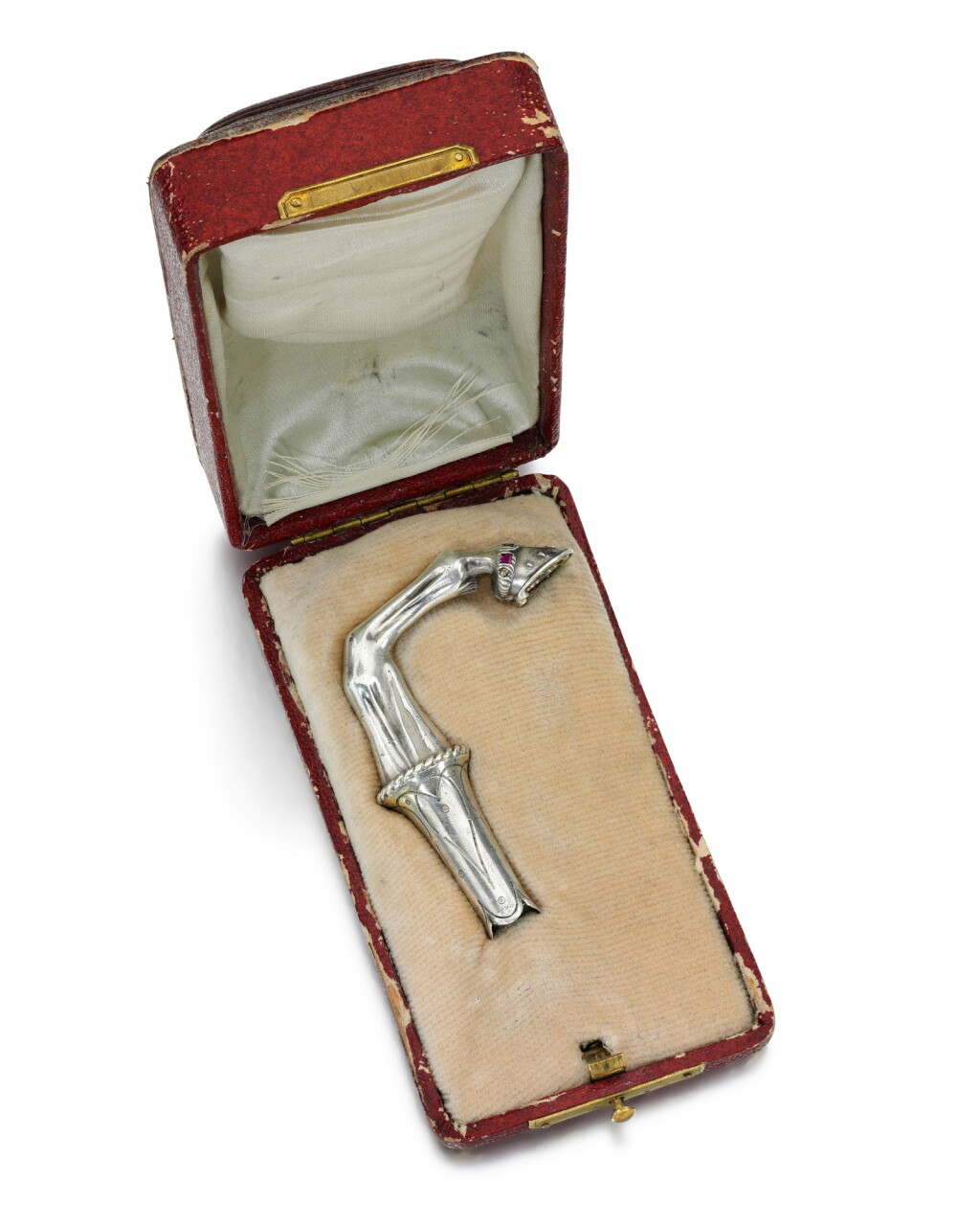 全螢幕檢視 - 查看82A GEM-SET SILVER RIDING CROP HANDLE, SAMUEL ARNDT, ST PETERSBURG, CIRCA 1890的1
