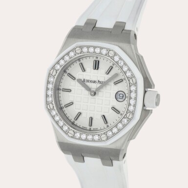 View full screen - View 1 of Lot 256. Royal Oak Offshore, Reference 67540SK.ZZ.A010CA.01 | A stainless steel and diamond-set wristwatch with date | Circa 2016.