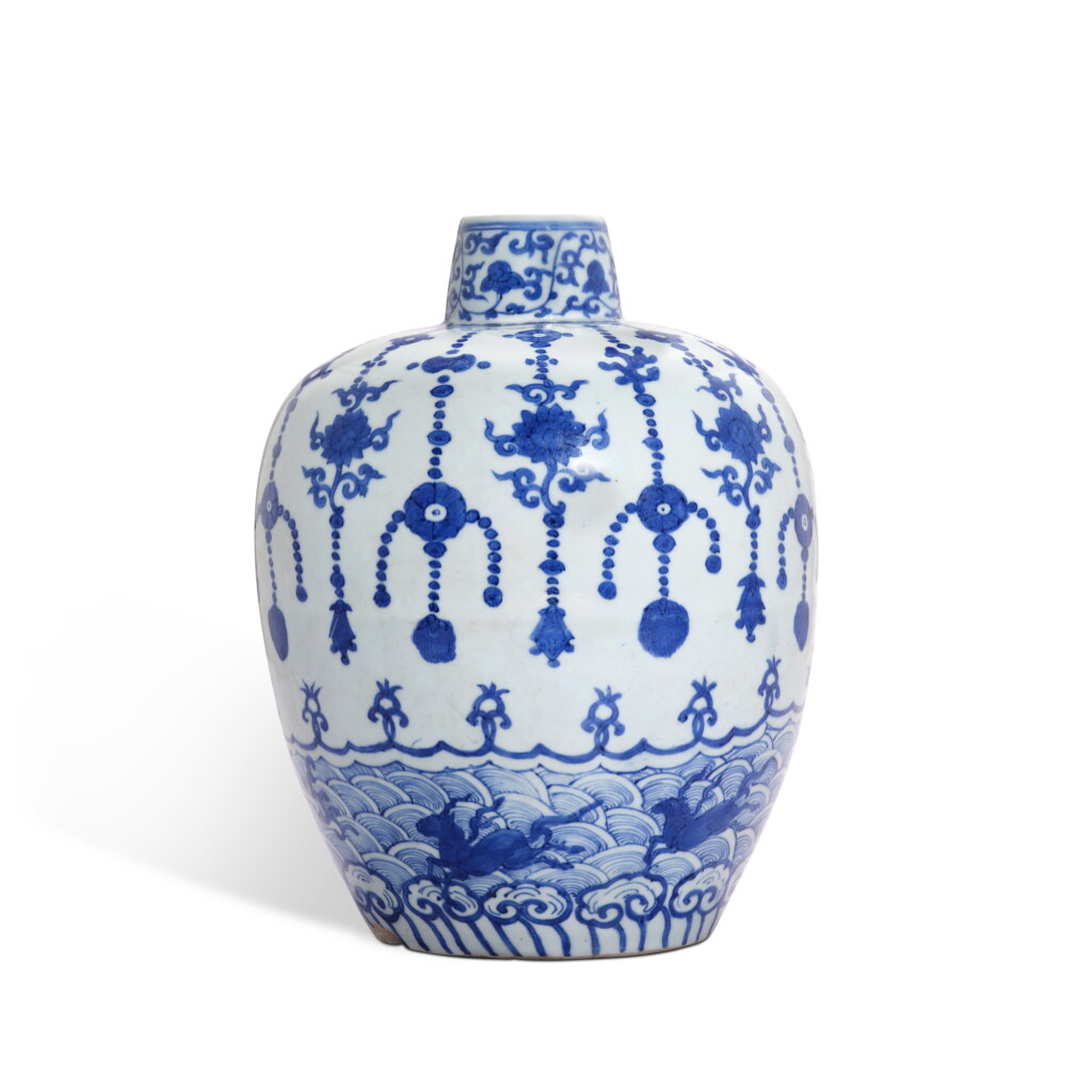 View full screen - View 1 of Lot 3321. A blue and white 'sea horse' jar, Mark and period of Jiajing | 明嘉靖 青花瓔珞海馬紋罐 《大明嘉靖年製》款.