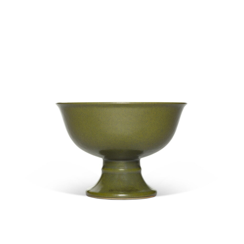 View full screen - View 1 of Lot 42. A teadust-glazed stemcup, Qing dynasty, Jiaqing / Daoguang period.
