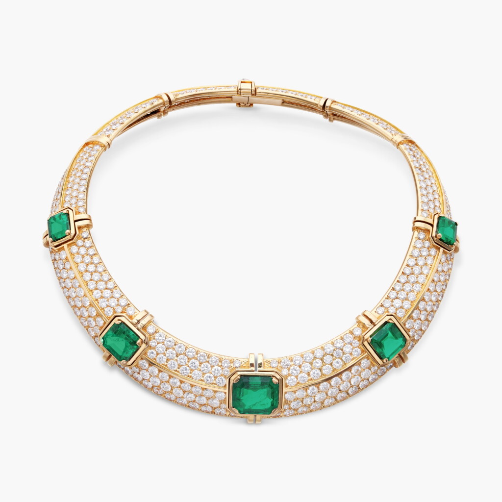 View full screen - View 1 of Lot 585. Emerald and Diamond Necklace Bucherer 「哥倫比亞」祖母綠 配 鑽石 項鏈 (祖母綠共重 30.45 克拉).