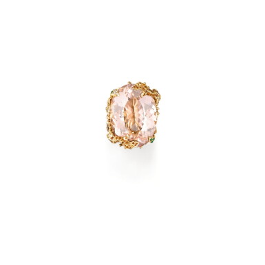 View full screen - View 1 of Lot 77. BAGUE MORGANITE ET PIERRES DE COULEUR, "SALAMANDRE", DIOR | MORGANITE AND GEM SET RING, 'SALAMANDER', DIOR.